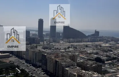 شقة - 2 غرف نوم - 3 حمامات للايجار في برج المهند - المجاز - الشارقة