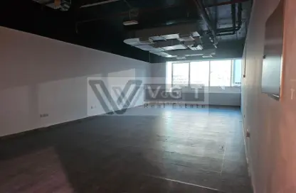 Office Space - Studio - 1 Bathroom for rent in Capital Golden Tower - Business Bay - Dubai