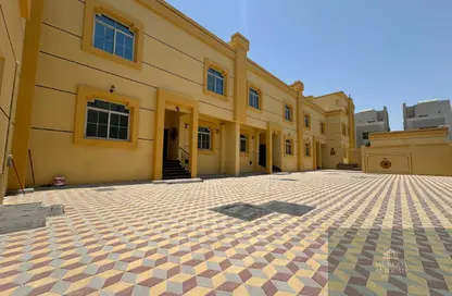 Apartment - Studio - 1 Bathroom for rent in Mohamed Bin Zayed City Villas - Mohamed Bin Zayed City - Abu Dhabi