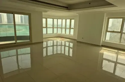Apartment - 3 Bedrooms - 4 Bathrooms for rent in Al Rund Tower - Al Khan Lagoon - Al Khan - Sharjah