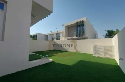 Townhouse - 3 Bedrooms - 5 Bathrooms for sale in Trixis - The Roots DAMAC Hills 2 - Damac Hills 2 - Dubai