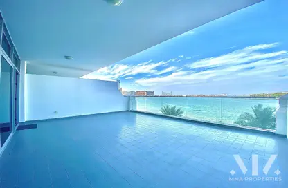 Terrace image for: Apartment - 1 Bedroom - 2 Bathrooms for rent in Azure Residences - Palm Jumeirah - Dubai, Image 1