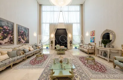Living Room image for: Villa - 5 Bedrooms - 7 Bathrooms for sale in Millennium Estates - Meydan Gated Community - Meydan - Dubai, Image 1