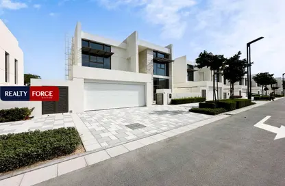 Villa - 4 Bedrooms - 5 Bathrooms for rent in District One Phase III - District One - Mohammed Bin Rashid City - Dubai