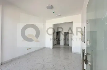 Shop - Studio - 1 Bathroom for rent in Ali Salem B2 - Al Karama - Dubai