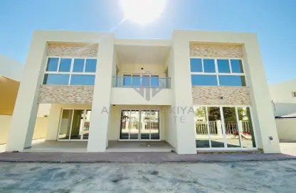 Villa - 4 Bedrooms - 5 Bathrooms for rent in Bermuda - Mina Al Arab - Ras Al Khaimah