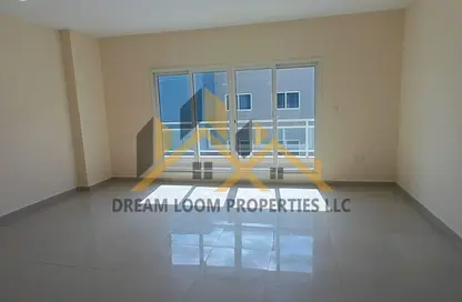 Apartment - 2 Bedrooms - 2 Bathrooms for rent in Al Reef Downtown - Al Reef - Abu Dhabi
