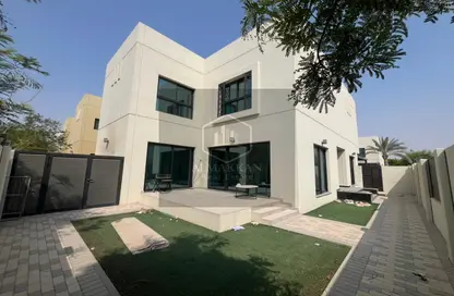 Villa - 4 Bedrooms - 6 Bathrooms for rent in Sharjah Sustainable City - Sharjah