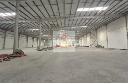 Warehouse - Studio - 3 Bathrooms for rent in Umm Al Thuoob - Umm Al Quwain