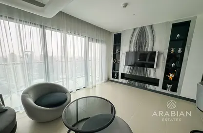 Living Room image for: Apartment - 2 Bedrooms - 3 Bathrooms for rent in Vida Residences Dubai Marina - Dubai Marina - Dubai, Image 1