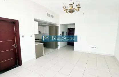 Apartment - 1 Bathroom for sale in Glitz 2 - Glitz - Dubai Studio City - Dubai