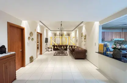 Apartment - 1 Bedroom - 2 Bathrooms for rent in Maple 1 - Emirates Gardens 2 - Jumeirah Village Circle - Dubai