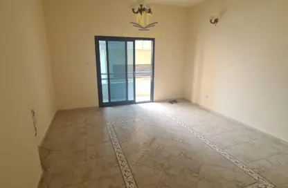 شقة - 2 غرف نوم - 2 حمامات للايجار في بناية ثريا المجاز - المجاز 3 - المجاز - الشارقة