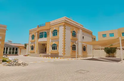 Villa - 5 Bedrooms - 7+ Bathrooms for rent in Mohamed Bin Zayed Centre - Mohamed Bin Zayed City - Abu Dhabi