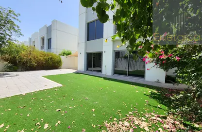 Villa - 5 Bedrooms - 6 Bathrooms for rent in Umm Suqeim 1 Villas - Umm Suqeim 1 - Umm Suqeim - Dubai