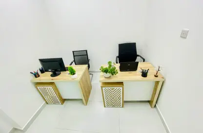 Office Space - Studio - 1 Bathroom for rent in Red Avenue - Al Garhoud - Dubai