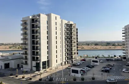 Apartment - 1 Bedroom - 1 Bathroom for rent in Waters Edge - Yas Island - Abu Dhabi