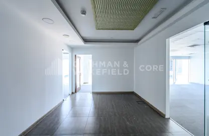 مكتب - استوديو للايجار في البرج المفرد - شارع الشيخ زايد - دبي