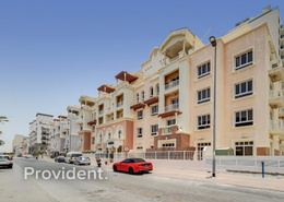 Amazing Building / High End Finishing / Spacious