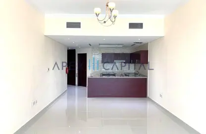 Apartment - Studio - 1 Bathroom for rent in Oasis Tower 1 - Dubai Sports City - Dubai