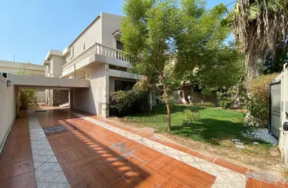 Outdoor House image for: Villa - 4 Bedrooms - 5 Bathrooms for rent in Jumeirah 3 - Jumeirah - Dubai, Image 1