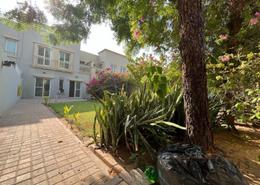Garden image for: Villa - 2 bedrooms - 2 bathrooms for sale in Springs 10 - The Springs - Dubai, Image 1
