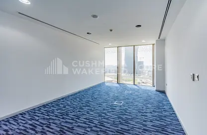 Office Space - Studio for rent in Standard Chartered bank - Downtown Dubai - Dubai
