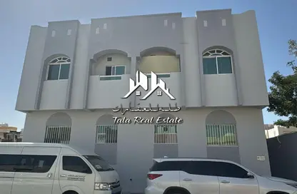 عمارة بالكامل - غرفة نوم - 2 حمامات للبيع في ميسلون - الشرق - الشارقة