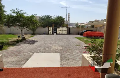 Villa - 4 Bedrooms - 5 Bathrooms for rent in Nad Al Hamar Avenues - Nadd Al Hammar - Dubai