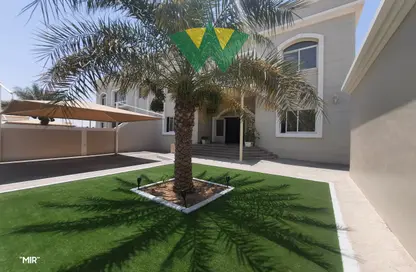 Villa - 4 Bedrooms - 6 Bathrooms for rent in Mohamed Bin Zayed Centre - Mohamed Bin Zayed City - Abu Dhabi