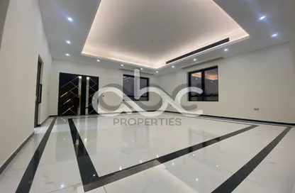 Villa - 4 Bedrooms - 5 Bathrooms for sale in Alreeman - Al Shamkha - Abu Dhabi