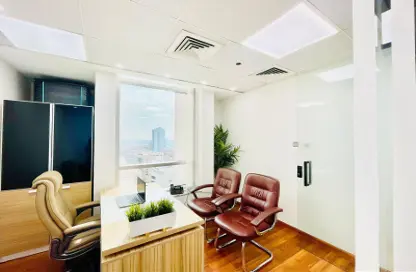 Office Space - Studio - 7 Bathrooms for rent in Waqf Al Musalla Building - Bur Dubai - Dubai