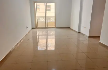 شقة - 2 غرف نوم - 3 حمامات للايجار في برج السالم - النهدة 2 - النهدة - دبي - دبي