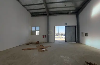 Parking image for: Warehouse - Studio - 1 Bathroom for rent in Leetag - Al Ain Industrial Area - Al Ain, Image 1