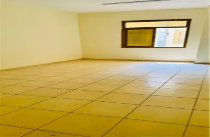 سكن عمال - استوديو - 8 حمامات للايجار في مجمع دبي للإستثمار - دبي