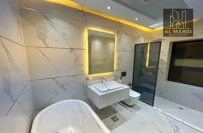 Bathroom image for: Villa - 5 Bedrooms - 7 Bathrooms for sale in Al Yasmeen 1 - Al Yasmeen - Ajman, Image 1