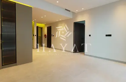 Apartment - 1 Bedroom - 2 Bathrooms for rent in Jumeirah Garden City - Al Satwa - Dubai