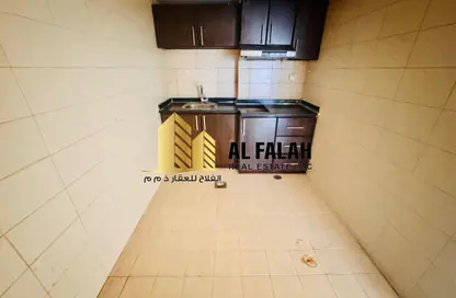 شقة - 1 حمام للايجار في شارع التعاون - التعاون - الشارقة