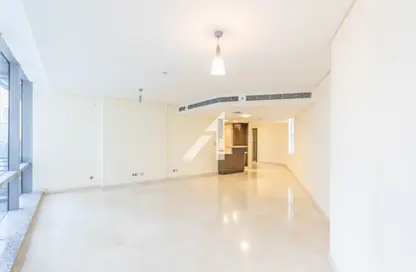 Apartment - 2 Bedrooms - 3 Bathrooms for sale in Sky Gardens - DIFC - Dubai