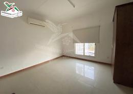 شقة - 2 غرف نوم - 3 حمامات للكراء في عود بن سجحان - المويجي - العين