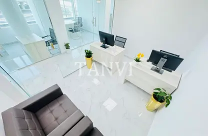 مكتب - استوديو - 1 حمام للايجار في فاطمه محمد احمد بن سليمان - الرفاعة - بر دبي - دبي