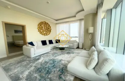 Apartment - 1 Bedroom - 2 Bathrooms for rent in The Palm Tower - Palm Jumeirah - Dubai