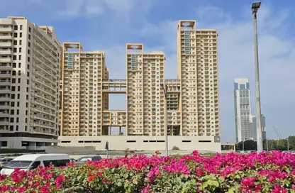 Apartment - 3 Bedrooms - 4 Bathrooms for sale in Centrium Tower 1 - Centrium Towers - Dubai Production City (IMPZ) - Dubai