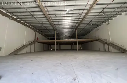 مجمعات للإيجار - استوديو - 3 حمامات للايجار في الصجعة الصناعية - آلصجعه - الشارقة مجمعات للإيجار - استوديو - 3 حمامات للايجار في الصجعة الصناعية - آلصجعه - الشارقة