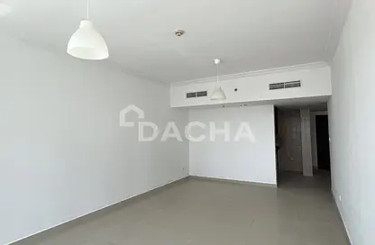 Apartment - 1 Bedroom - 2 Bathrooms for rent in V3 Tower - Lake Allure - Jumeirah Lake Towers - Dubai