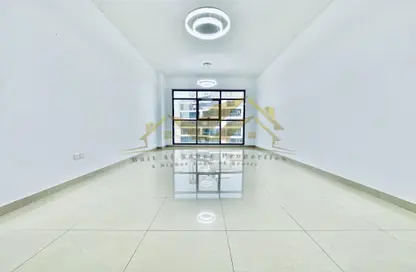 Apartment - 2 Bedrooms - 3 Bathrooms for rent in Jumeirah Garden City - Al Satwa - Dubai