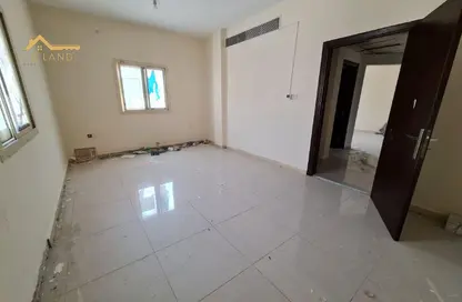 Apartment - 1 Bedroom - 1 Bathroom for rent in Al Qulaya'ah - Al Sharq - Sharjah