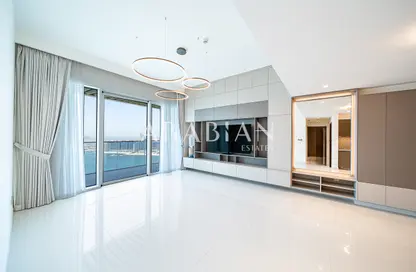 Apartment - 2 Bedrooms - 3 Bathrooms for sale in Grand Bleu Tower 1 - EMAAR Beachfront - Dubai Harbour - Dubai