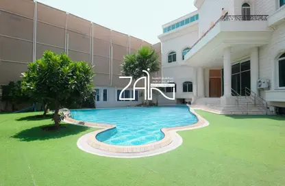 Villa - 6 Bedrooms - 7 Bathrooms for rent in Al Karamah - Abu Dhabi