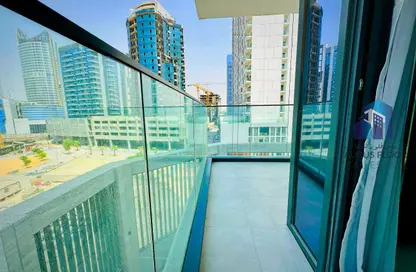 شقة - غرفة نوم - 1 حمام للايجار في زا باراجون لآي جي او - الخليج التجاري - دبي